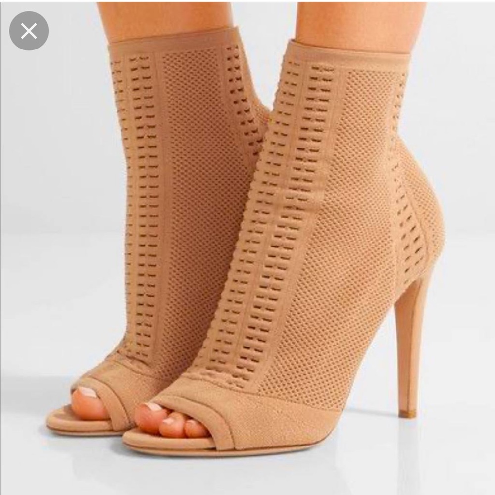 Gianvito Rossi Vires Ankle Boots